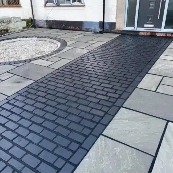 Black limestone cobble setts 200 x 100