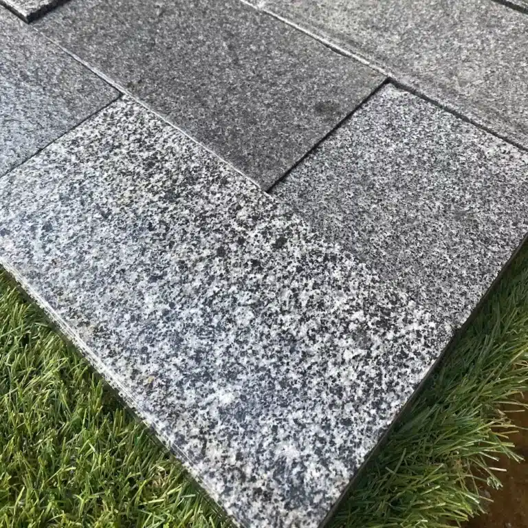 Blue/Black Granite Sawn Edge Setts, 200mm x 100mm x 50mm