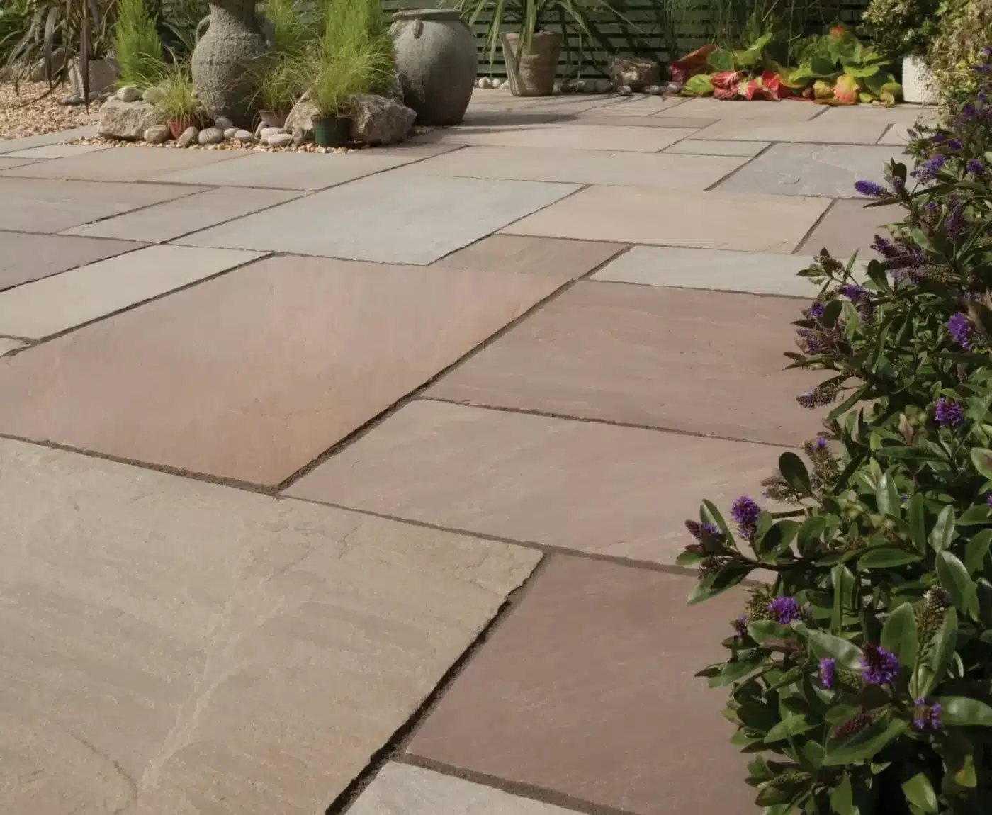 Autumn Brown Sandstone paving slabs 100x100mm sample