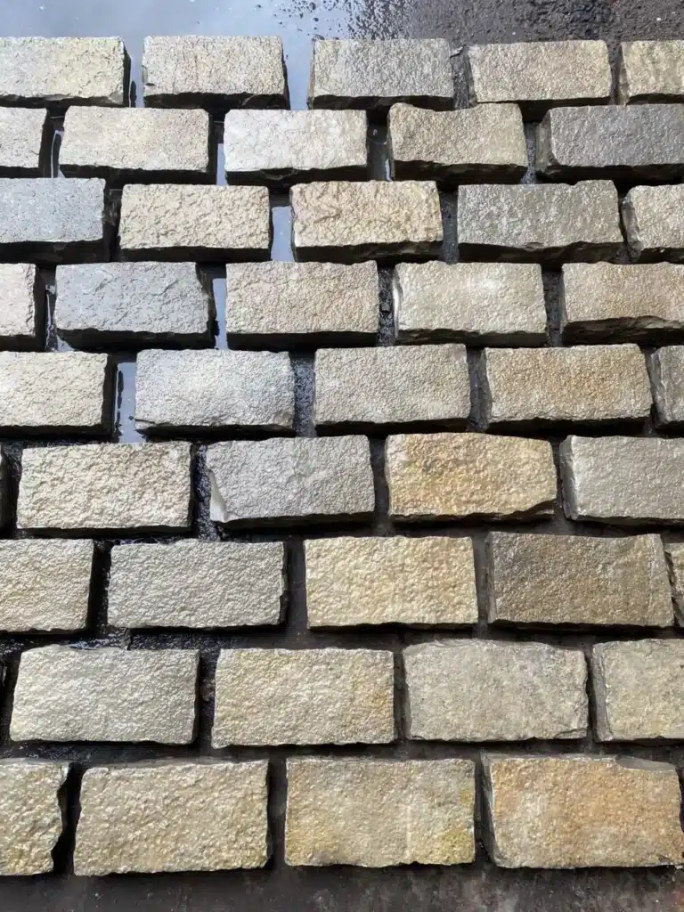 Yellow Limestone Cobble Setts 100x200x 40/60mm