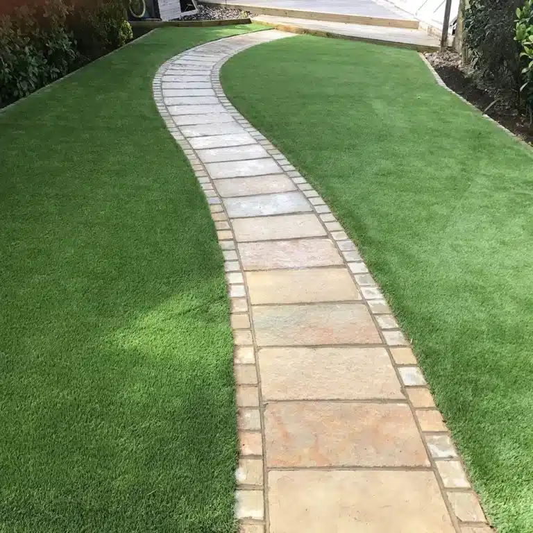 Yellow Limestone Sawn Edge Setts