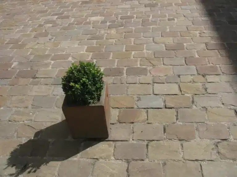 Raj Green Sandstone Cobble Setts