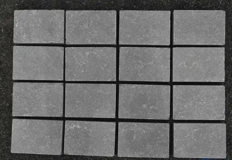 Grey limestone sawn edge cobble setts 100x100mm sample