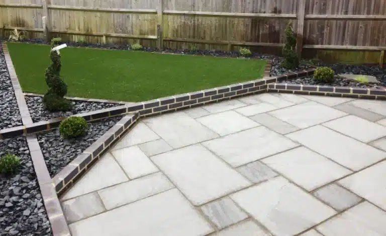 Kandla Grey sandstone paving slabs 100x100mm sample