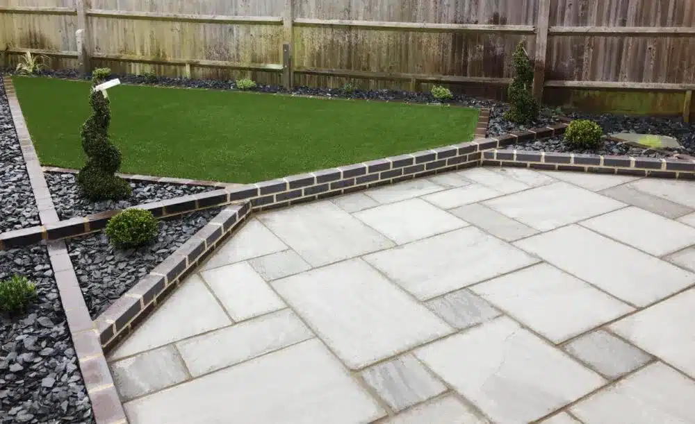 Kandla Grey sandstone paving slabs 100x100mm sample