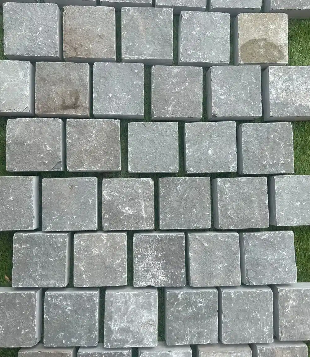 Grey limestone sawn edge cobble setts 100x100mm sample