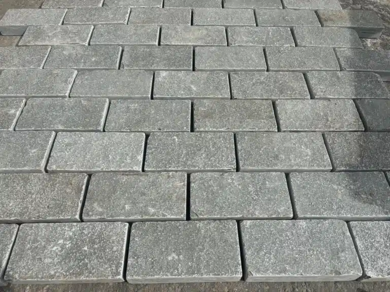 Grey limestone sawn edge cobble setts 100x100mm sample